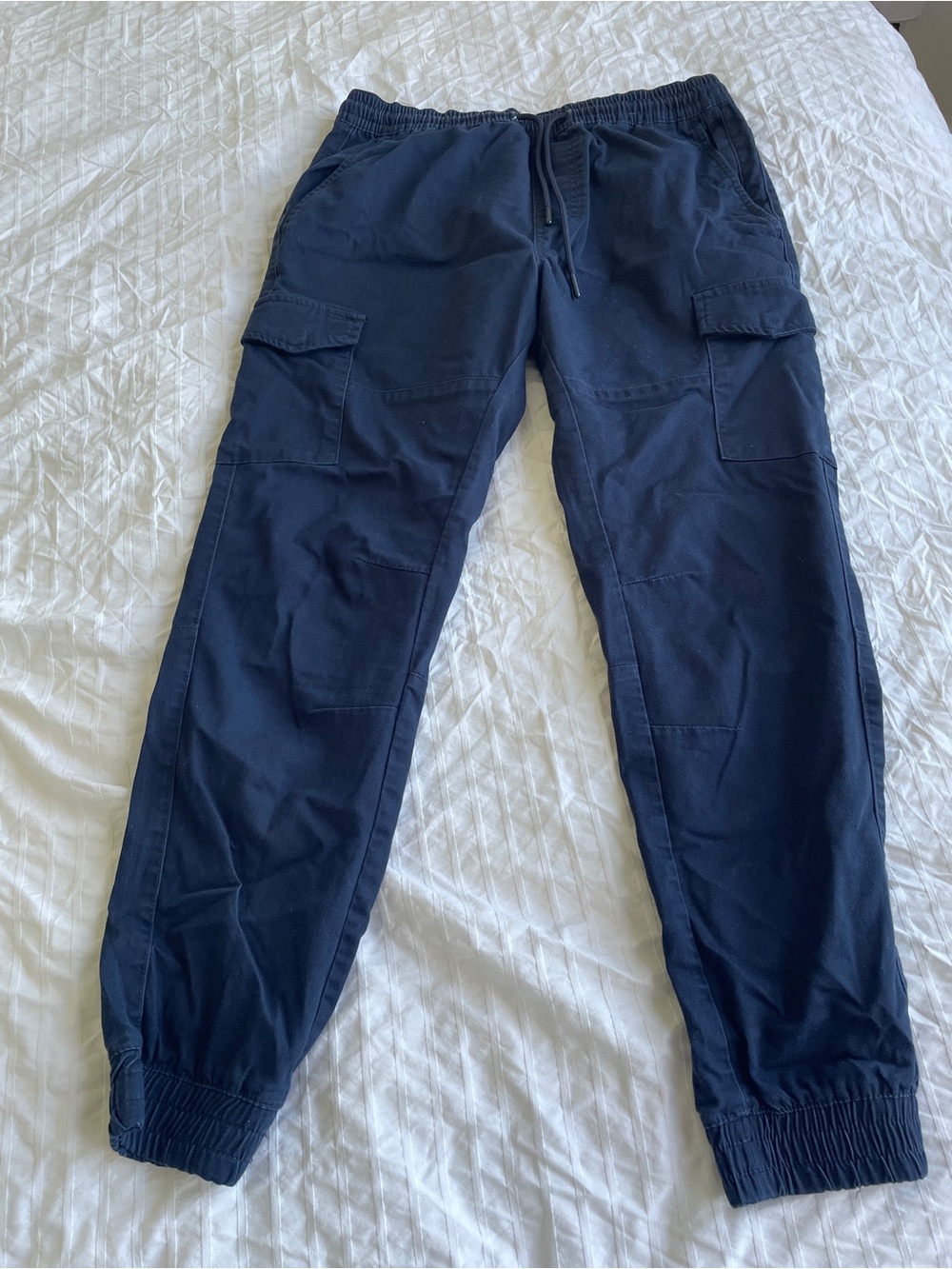 Men's Navy Cargo Jogger Pants with Elastic Waist and Cuffed Ankles